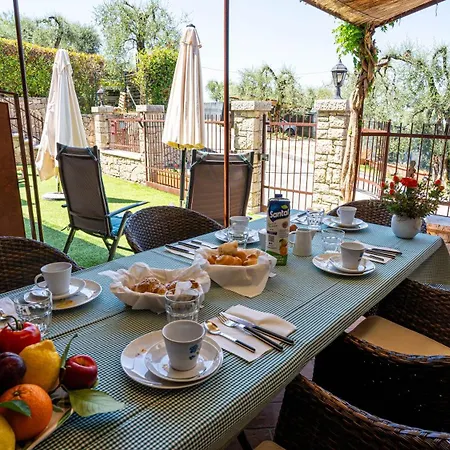 Cavrie Lägenhet Torri Del Benaco