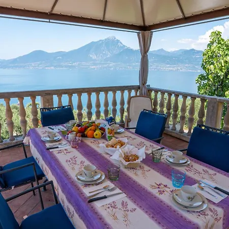 Cavrie Lägenhet Torri Del Benaco